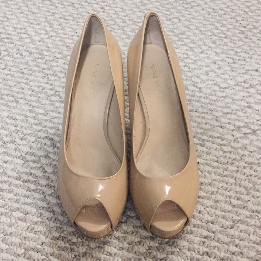 Nine West nude patent leather 6.5
